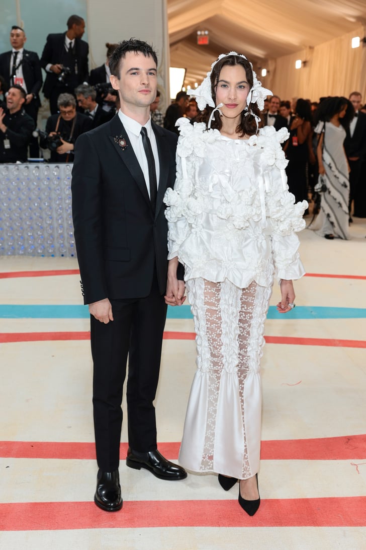 Tom Sturridge and Alexa Chung at the 2023 Met Gala Met Gala 2023 Red