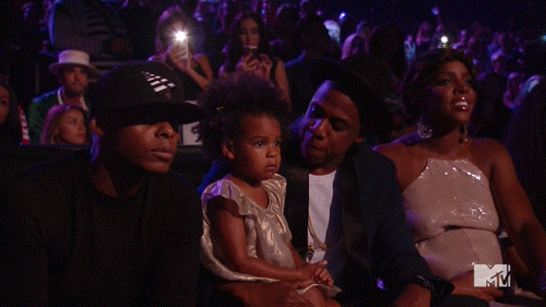 Blue's VMA Outfit Was Golden — Whether or Not She Was Wearing Shoes