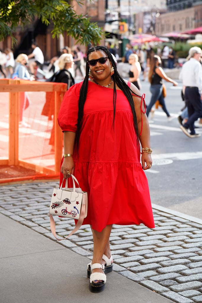 7月4日装的想法:一个红色的连衣裙+白色的平台