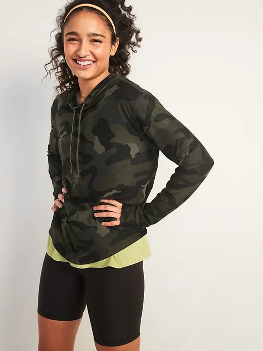 Old Navy Breathe ON Pullover Hoodie in Green Camo, The Best Patterned  Pieces From Old Navy to Add to a Mostly Black Workout Wardrobe