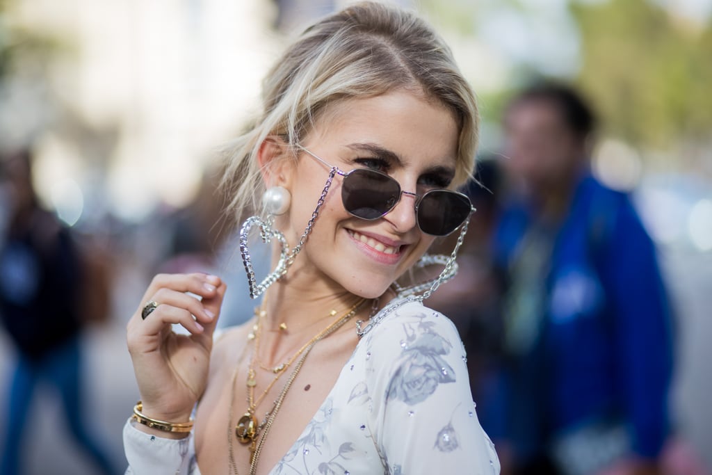 Sunglasses Trend 2019: Sunglasses With a Chain