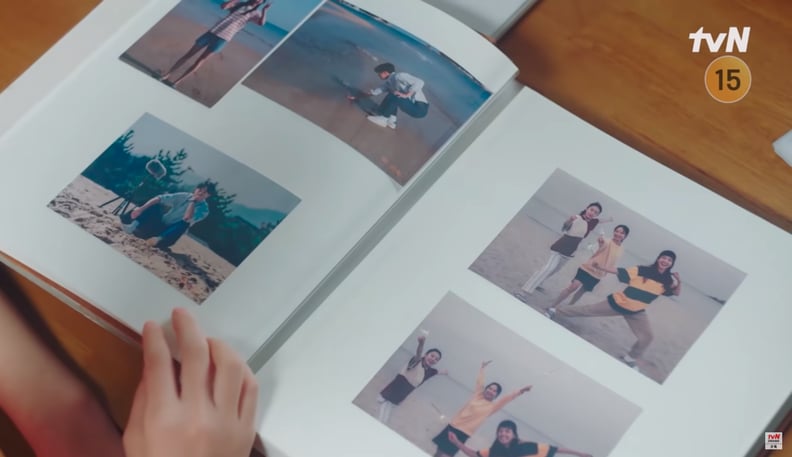 How Is Yi-Jin's Photo of Hee-Do in Hee-Do's Photo Album?