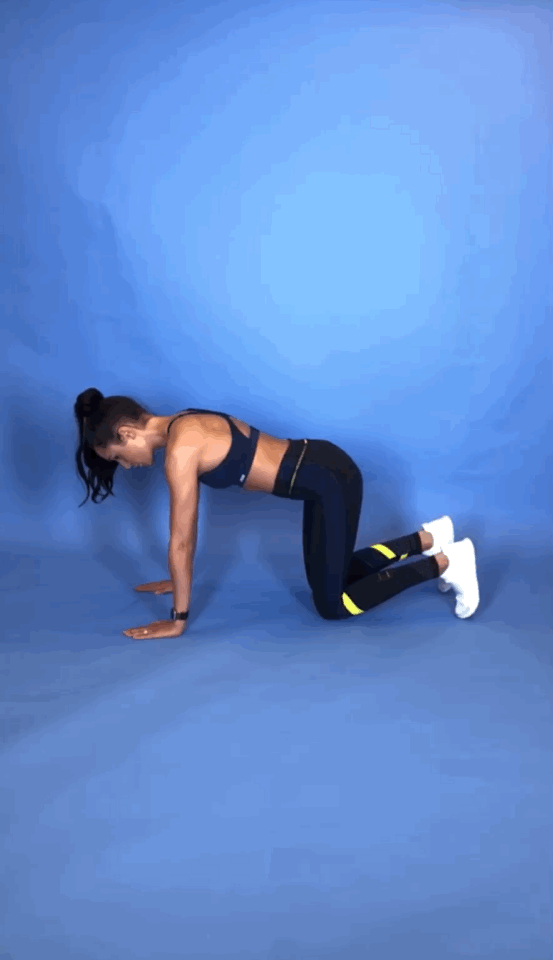 Kayla Itsines 15-Minute Low-Impact Ab Workout