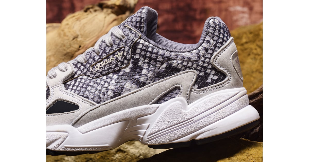 adidas falcon serpiente International Courier Services In Mumbai Cheapest Courier Price