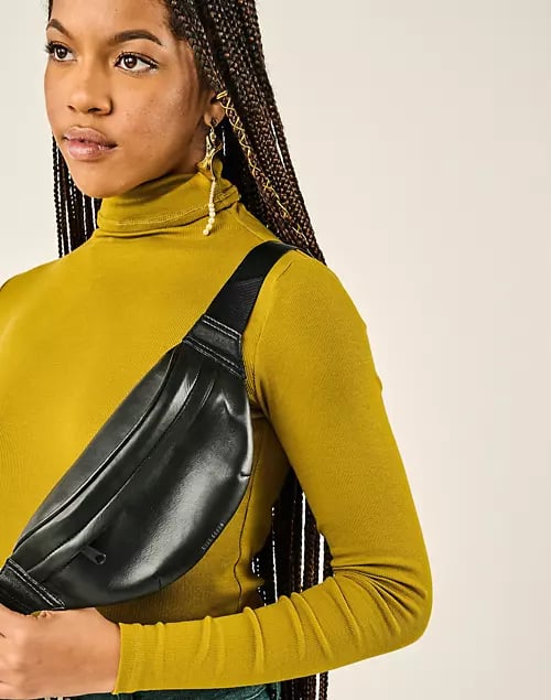 Belt hotsell bag stradivarius