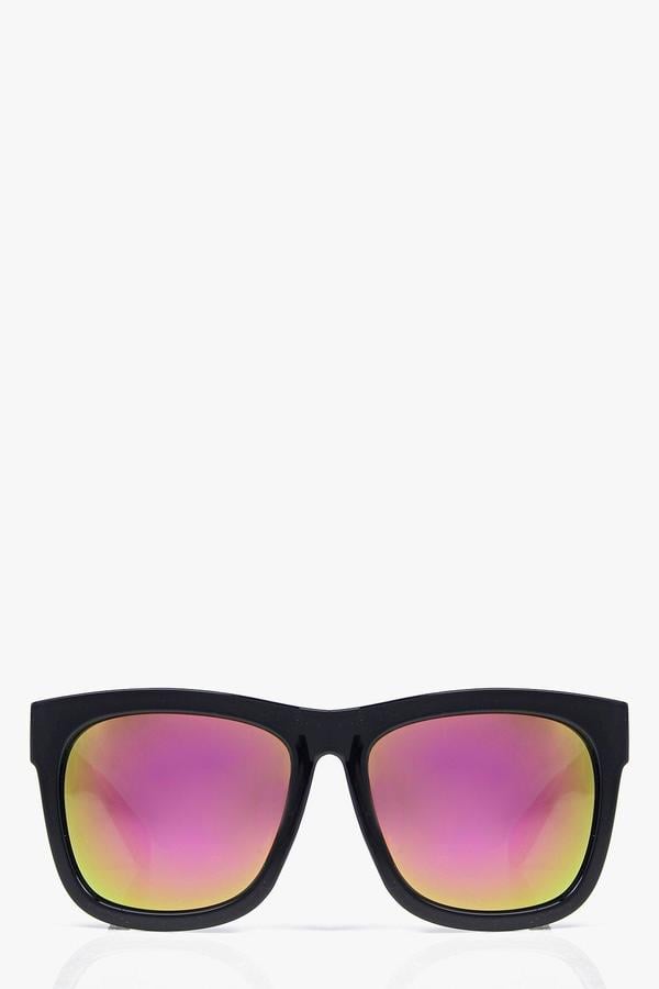 Boohoo Mia Mirrored Oversized Wayfarer Sunglasses ($10)