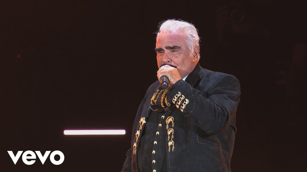 Vicente Fernández: Best Regional Mexican Music Album for Un Azteca en el Azteca Vol. 1 (En Vivo), 2017