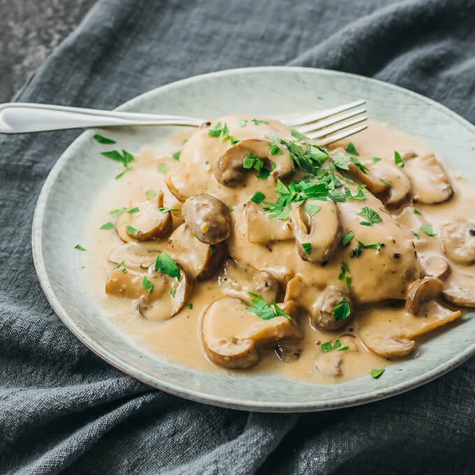 Instant Pot Chicken With Mushroom Gravy