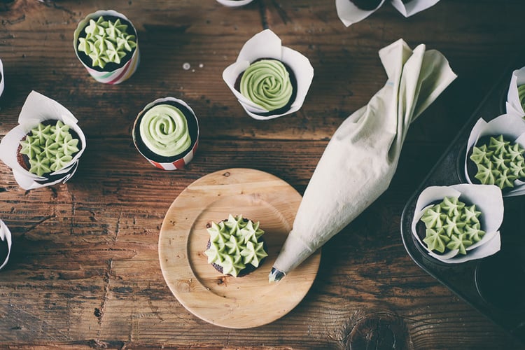 Chocolate Cupcakes With Matcha Frosting