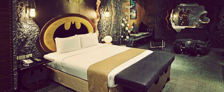 Batman Hotel Room
