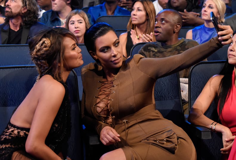 Chrissy Teigen and Kim Kardashian's Audience Selfies at the MTV VMAs (2015)