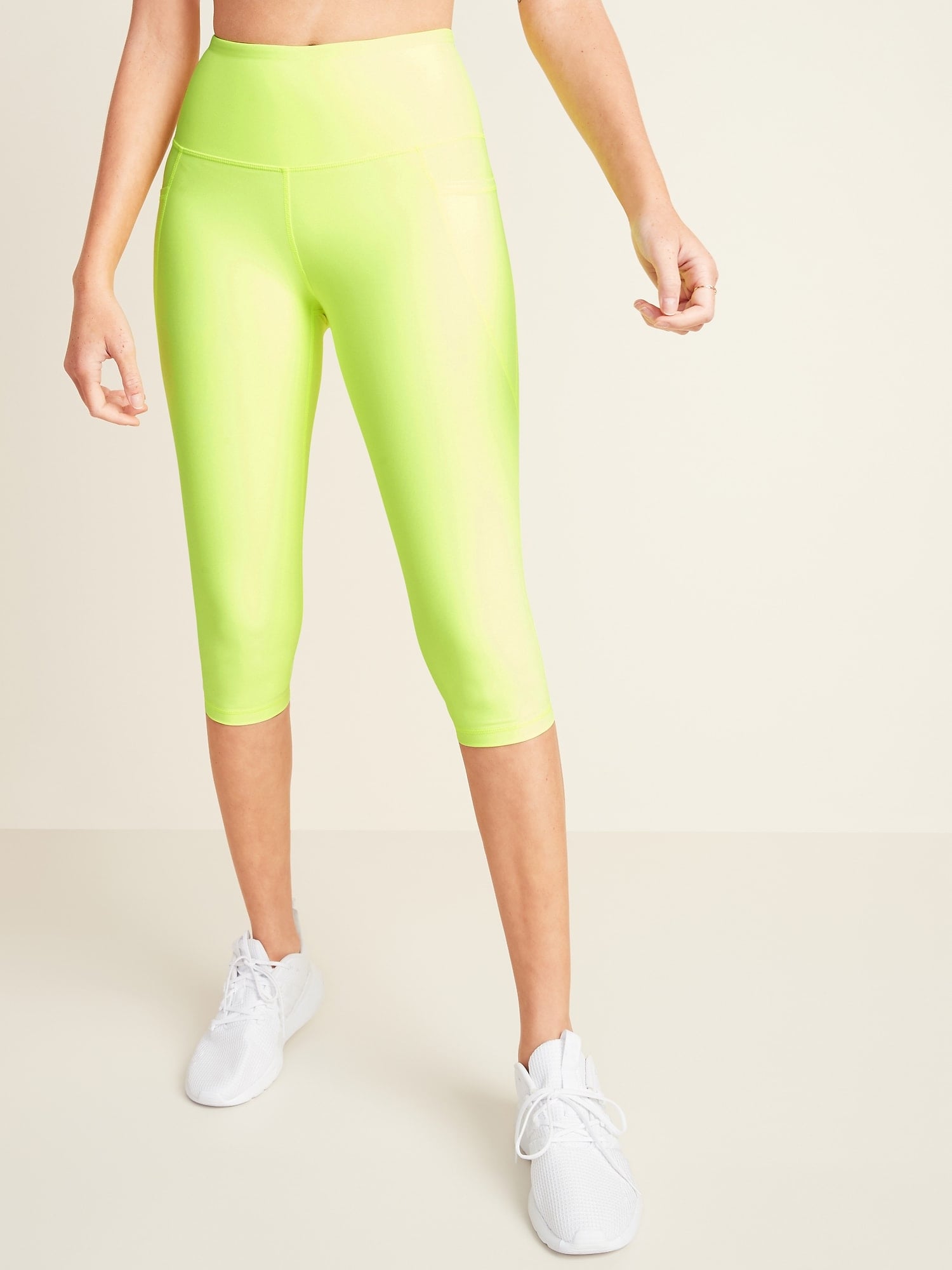Crop Leggings with Side Pockets