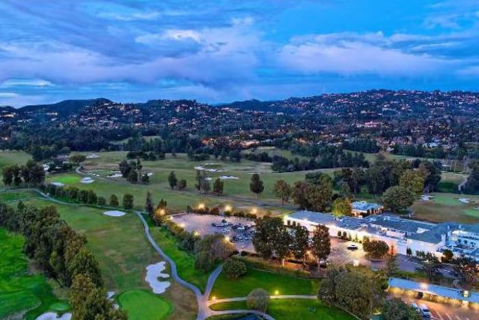 Ellen DeGeneres Selling Luxurious Los Angeles Condo