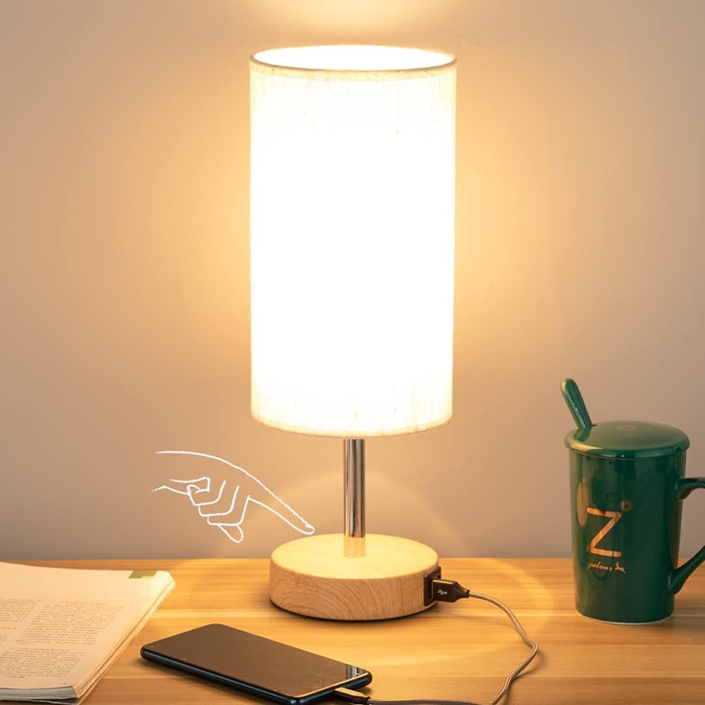 A Useful Bedtime Device: Touch Control Bedside Lamps With USB Port