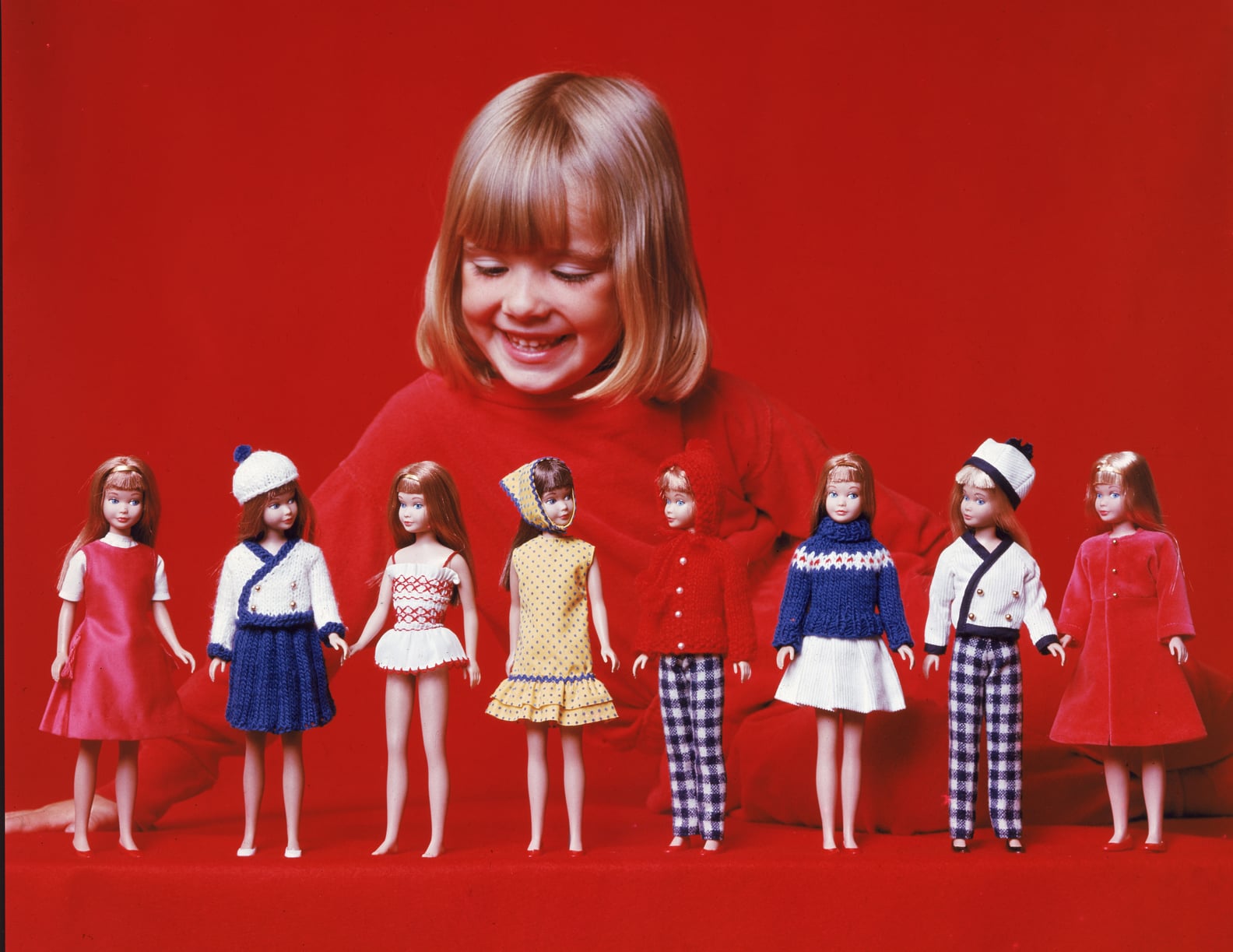 Barbie's Family and Friends | PS Entertainment