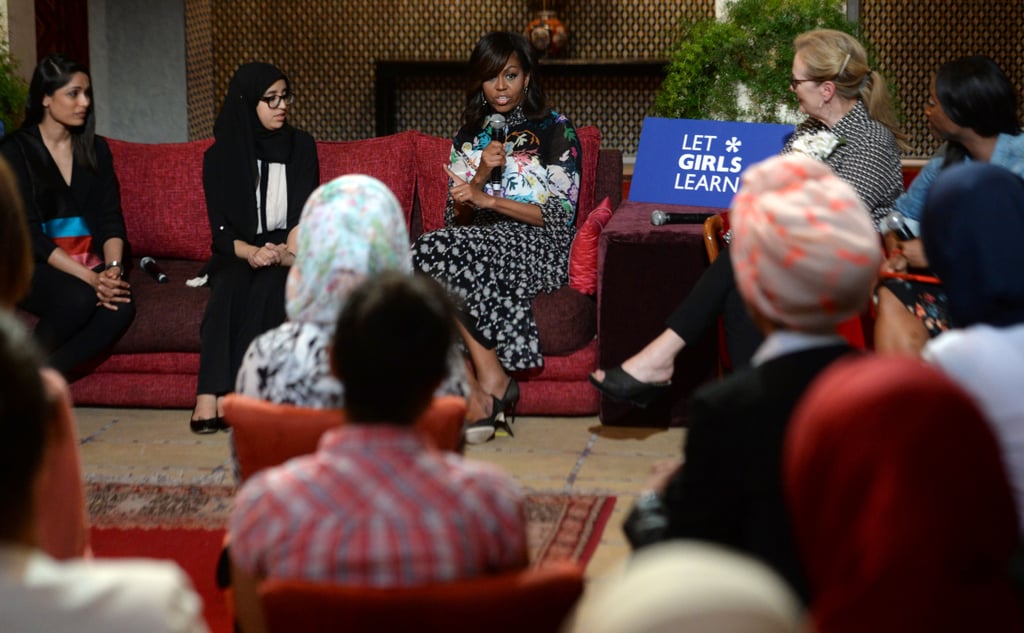 Young Moroccan women also joined the conversation.