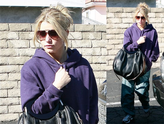 Photos of Jessica Simpson at the Gym in West Hollywood Photos of Jessica Simpson at the Gym in West Hollywood