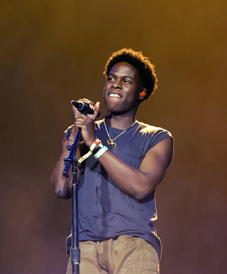 Daniel Caesar Coachella 2022 Celebrity Photos POPSUGAR Celebrity UK