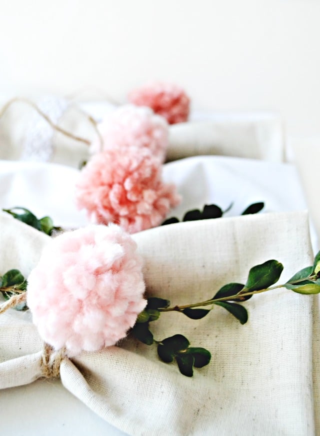 Pom Pom Napkin Rings