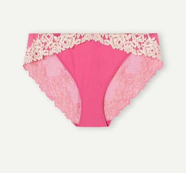 J Lo Wears Intimissimi's Pretty Flowers Lingerie in Valentine Pink | J ...