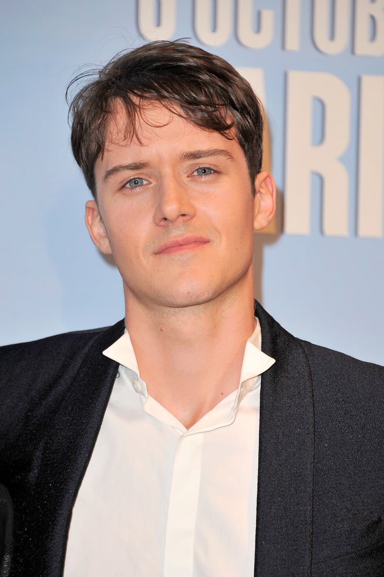 Cesar Domboy as a Grown-Up Fergus