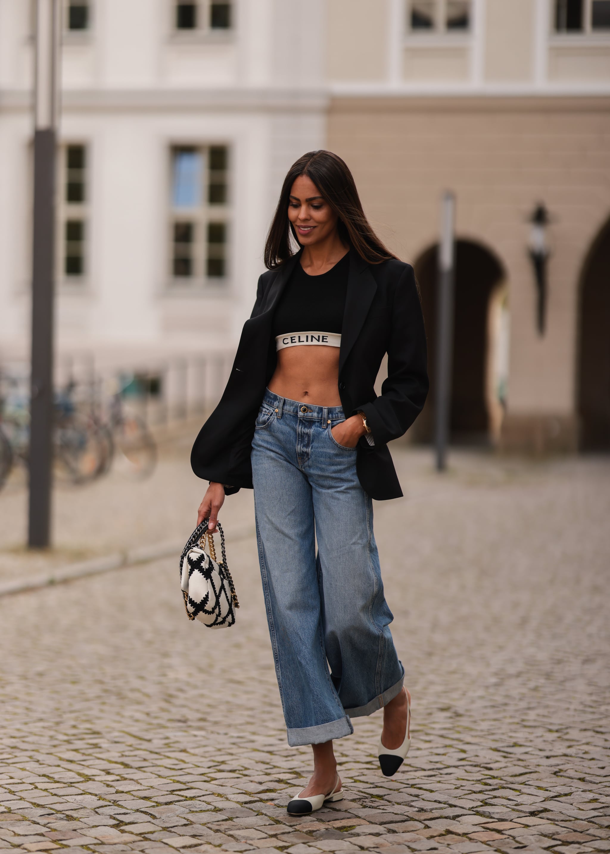 Crop Tops And Ripped Jeans Make Up Ananya Panday's Chic Monday Style