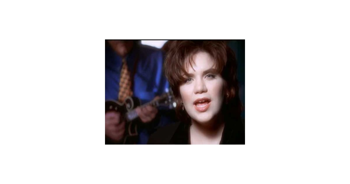 Alison Krauss When You Say Nothing At All Country Wedding Songs POPSUGAR Entertainment