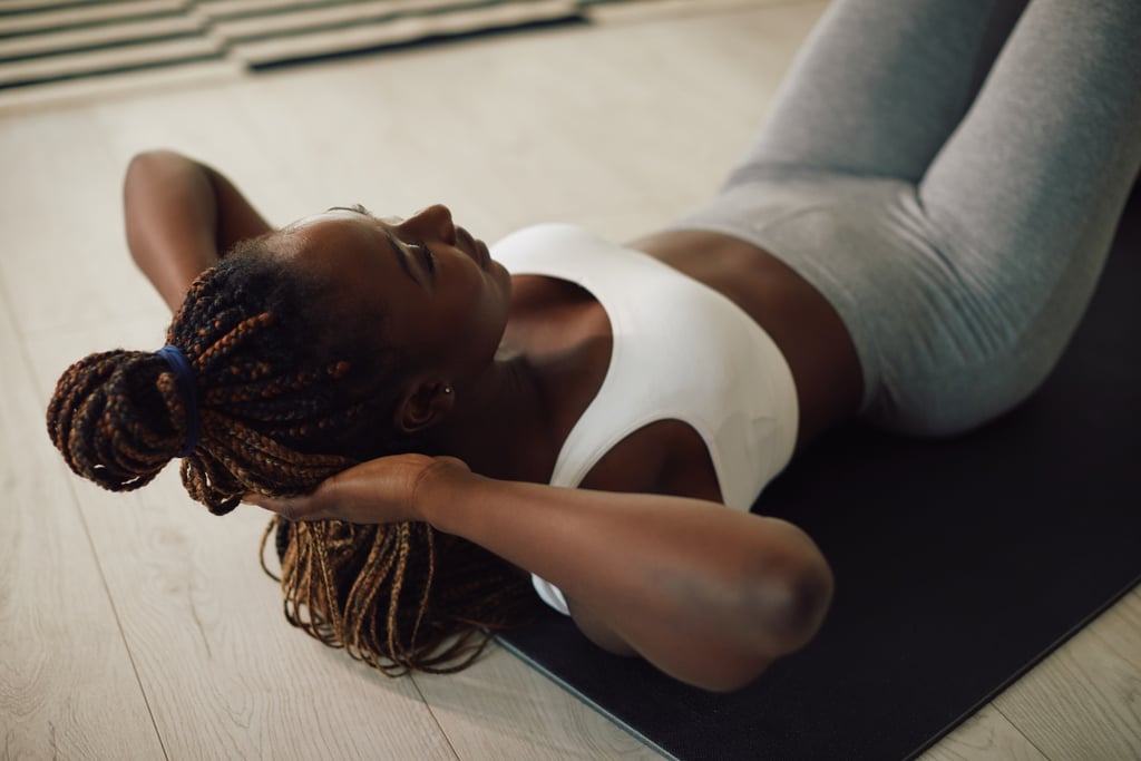 Crunch Exercise: How to Do It, According to a Trainer