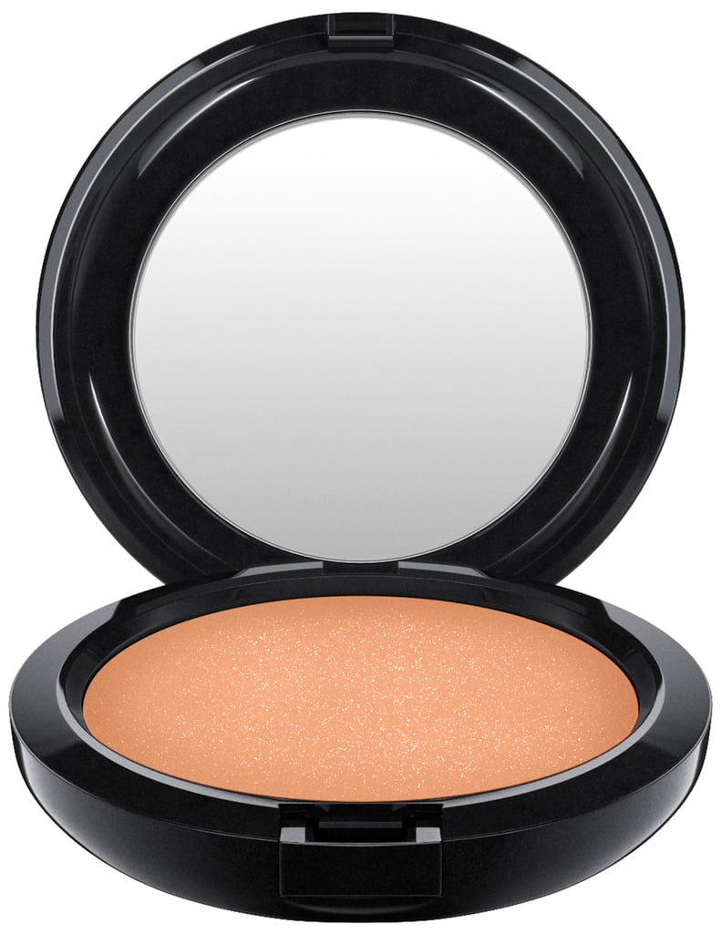 MAC Cosmetics Fruity Juicy Bronzing Powder in Refined Golden