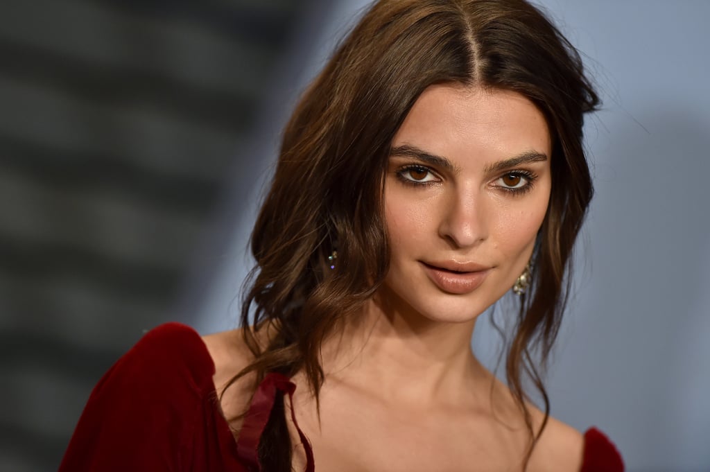 Emily Ratajkowski Sexy Pictures 2018