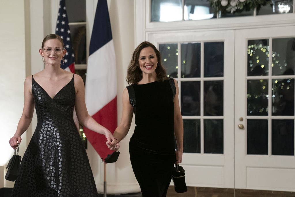 Violet Affleck With Jennifer Garner at White House Photos
