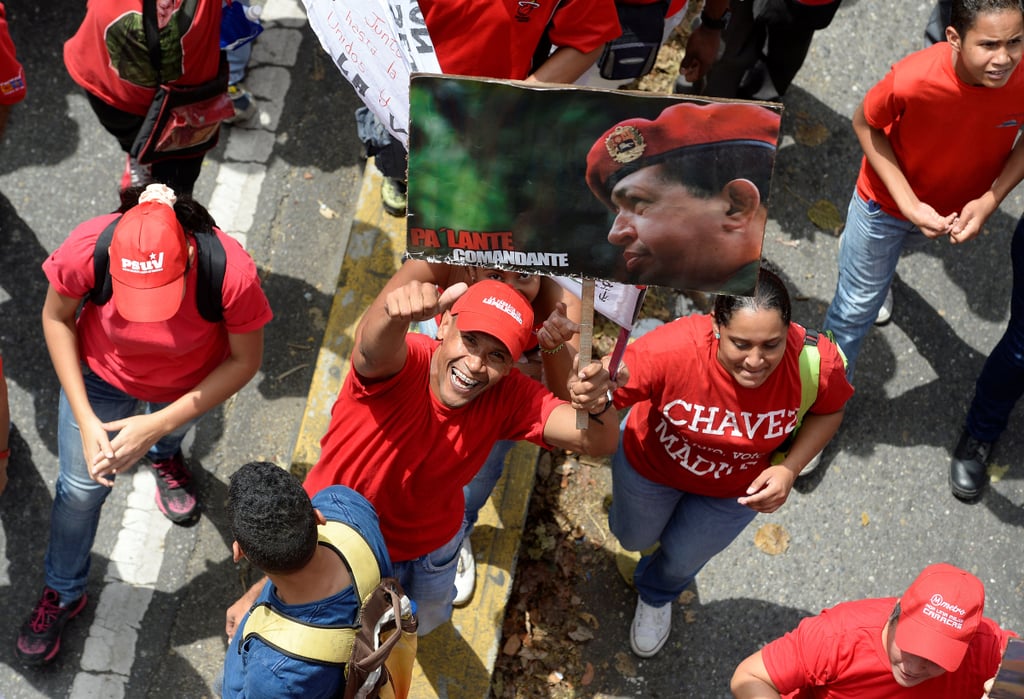 Supporters of President Nicolás  Maduro march on April 19, 2017.