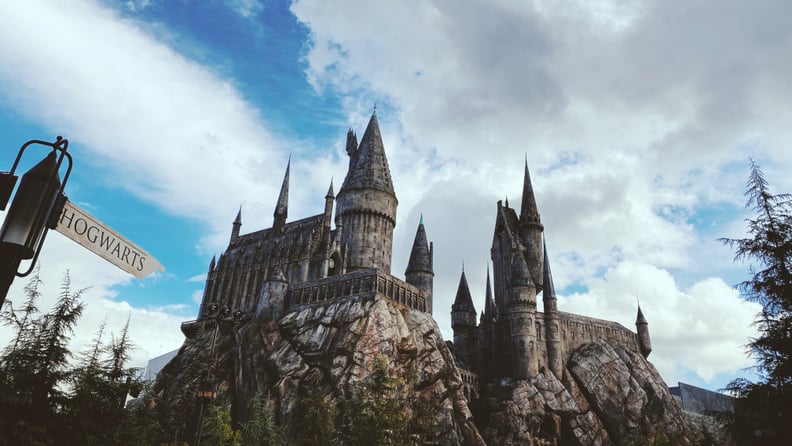 Free Zoom Backgrounds: Harry Potter Hogwarts Castle