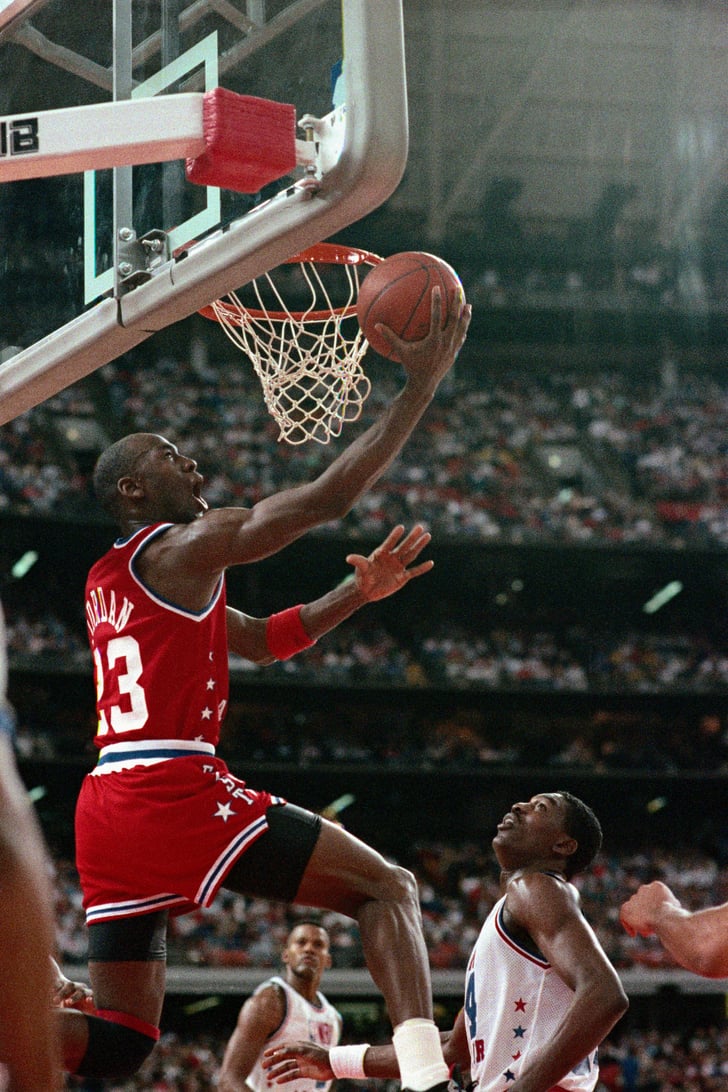 michael jordan doing the jumpman