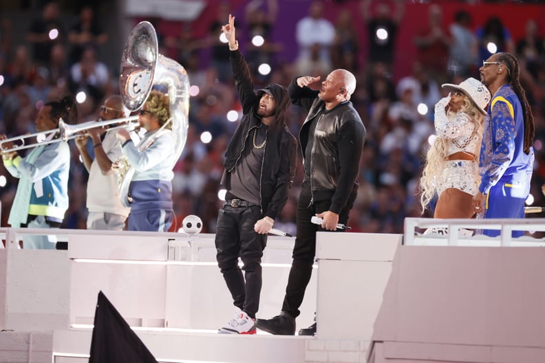 Fashion review: Mary J. Blige performs in custom Dundas at the 2022 Super  Bowl halftime show – Annenberg Media