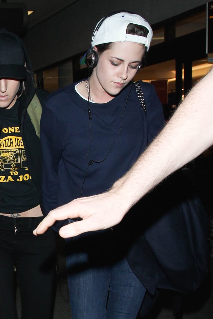 Kristen Stewart and Alicia Cargile at LAX 2015 | Pictures