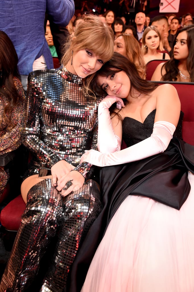 Taylor Swift at the 2018 American Music Awards