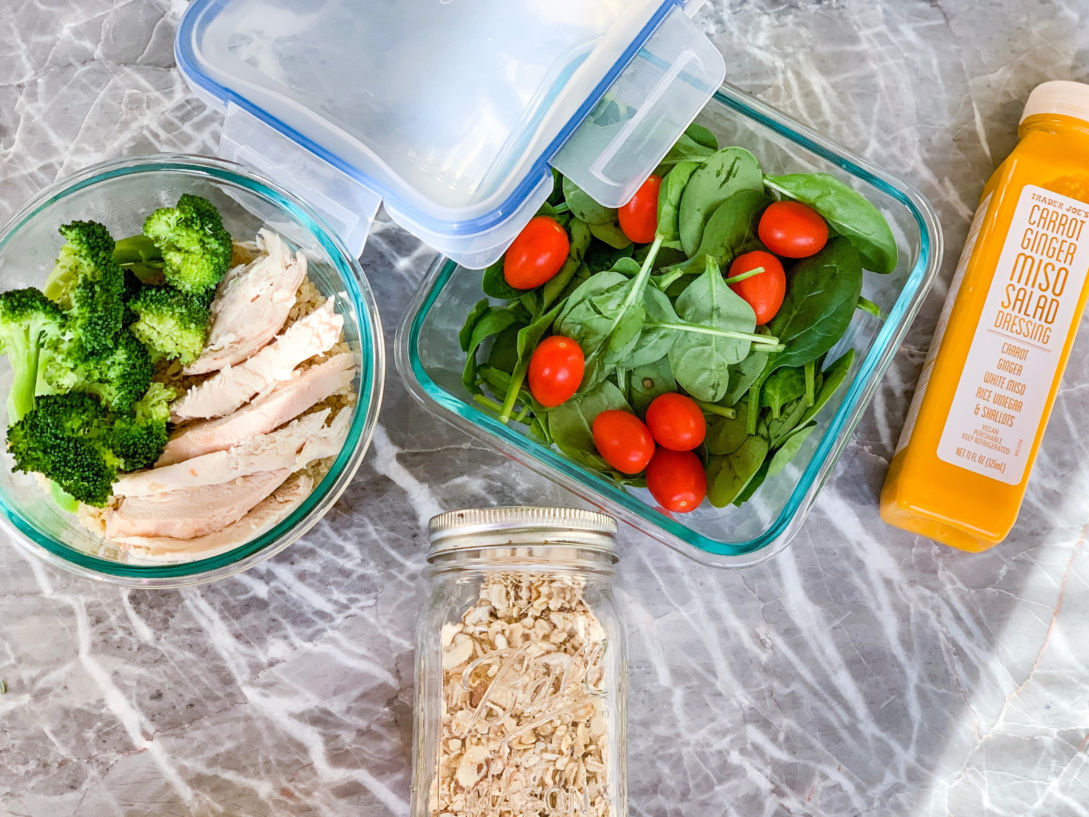 Shoppers Say These Cups Are Perfect for Meal-Prepping Overnight Oats,  and They're on Sale Now