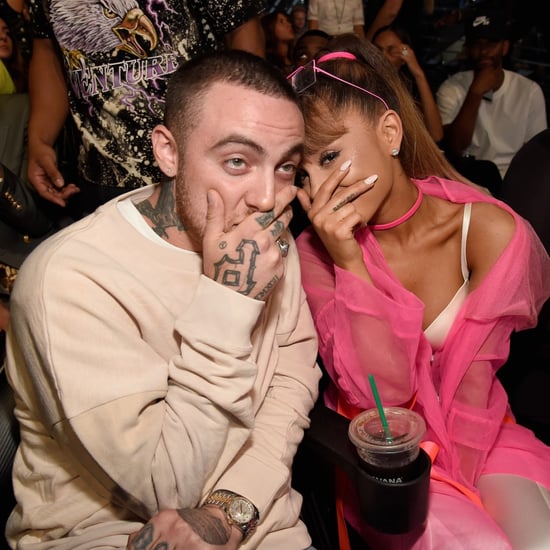 Ariana Grande Covering Her Face at the 2016 MTV VMAs
