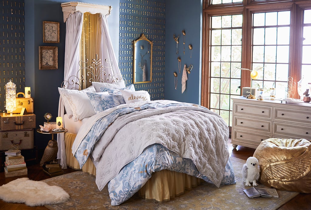 This room's gold accents are so beautiful.