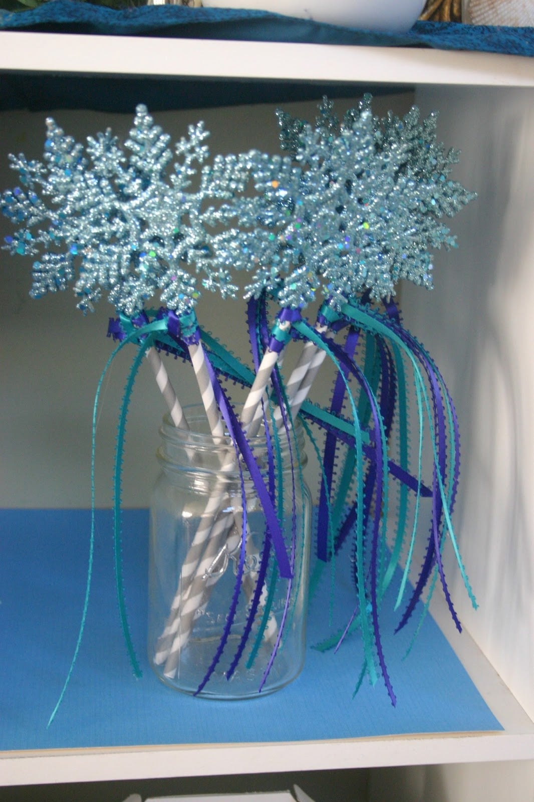 Frozen crafts outlet