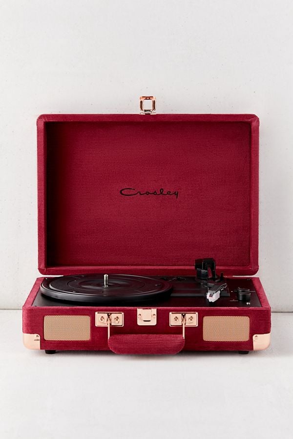 For Music Lovers: Crosley Voyager Bluetooth Record Player