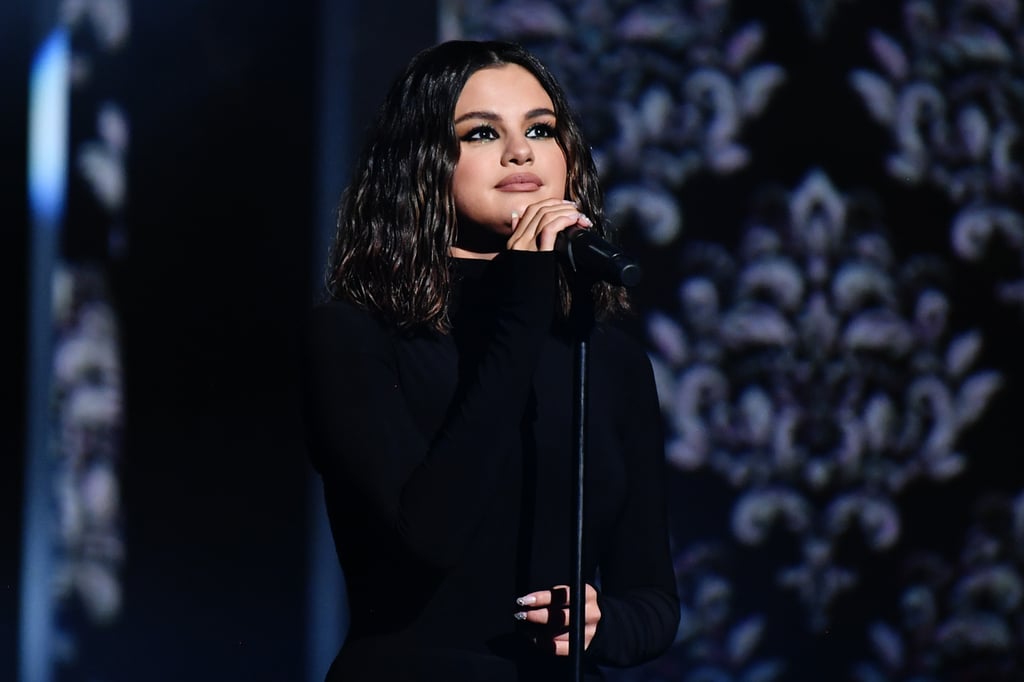 Selena Gomez's Manicure at the American Music Awards 2019