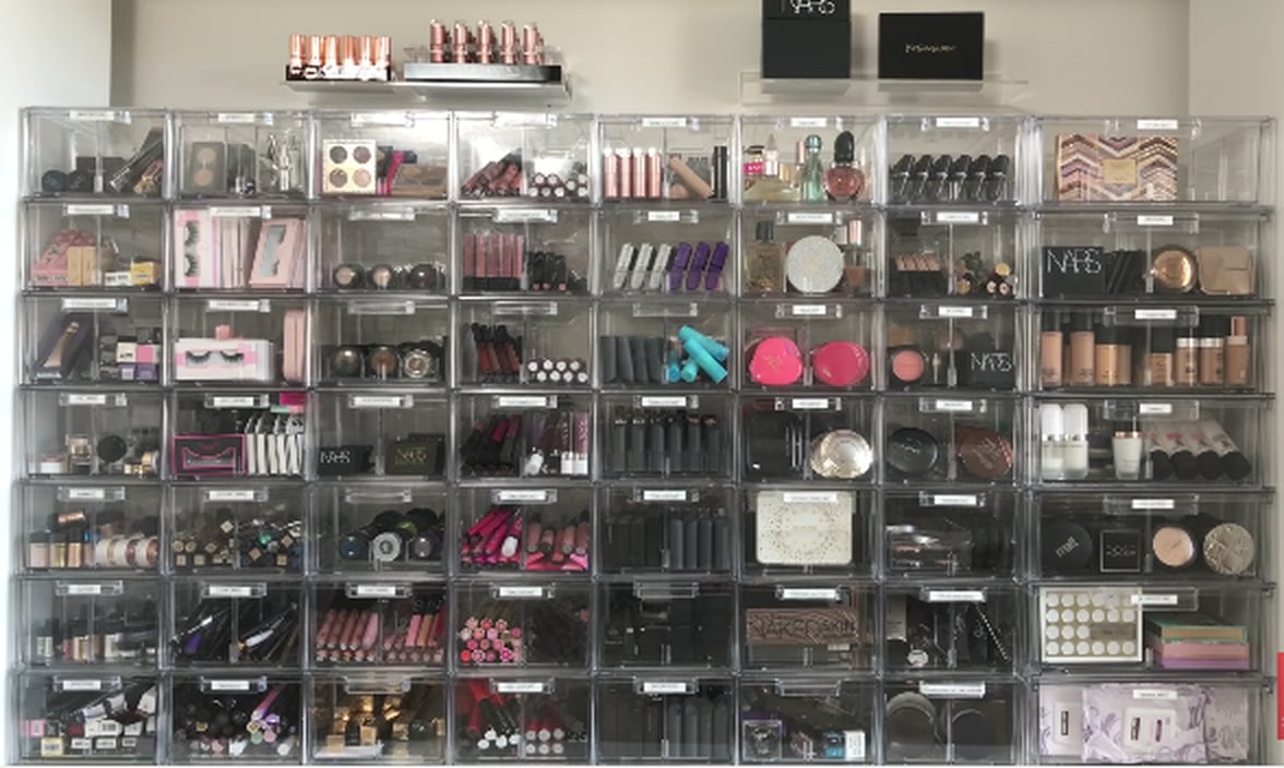 Desi Perkins Makeup Storage Video | PS Latina