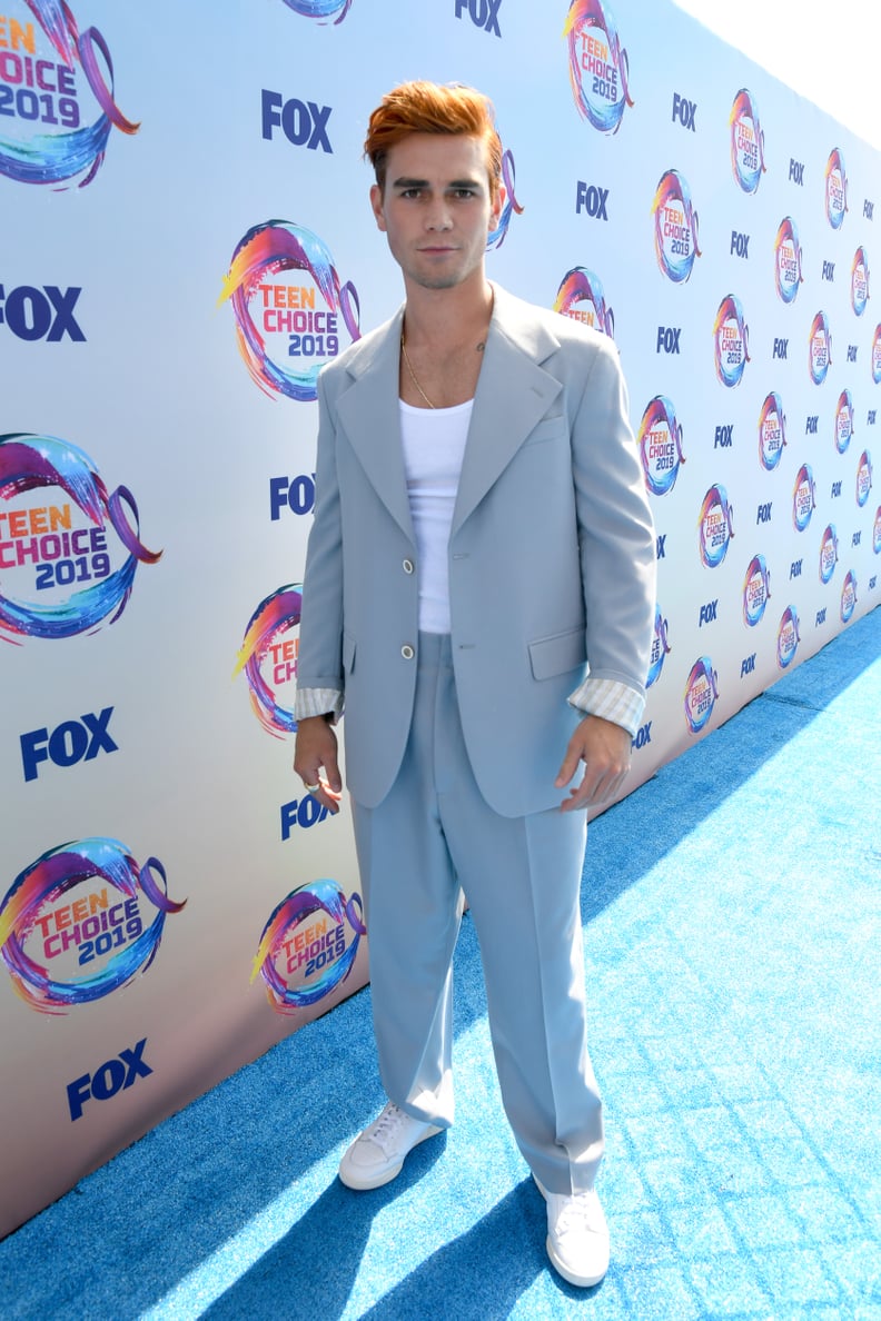 KJ Apa at the 2019 Teen Choice Awards