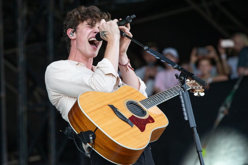 Canadian singer and songwriter Shawn Mendes performs during the 2018 Austin City Limits Music Festival at Zilker Park on October 14, 2018 in Austin, Texas. (Photo by SUZANNE CORDEIRO / AFP)        (Photo credit should read SUZANNE CORDEIRO/AFP/Getty Image