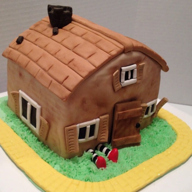 Ding Dong The Witch Is Dead If I Only Had A Cake 20 Sweet Ways