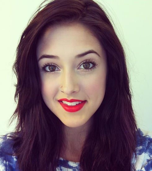 Men React to Different Levels of Makeup on Tinder