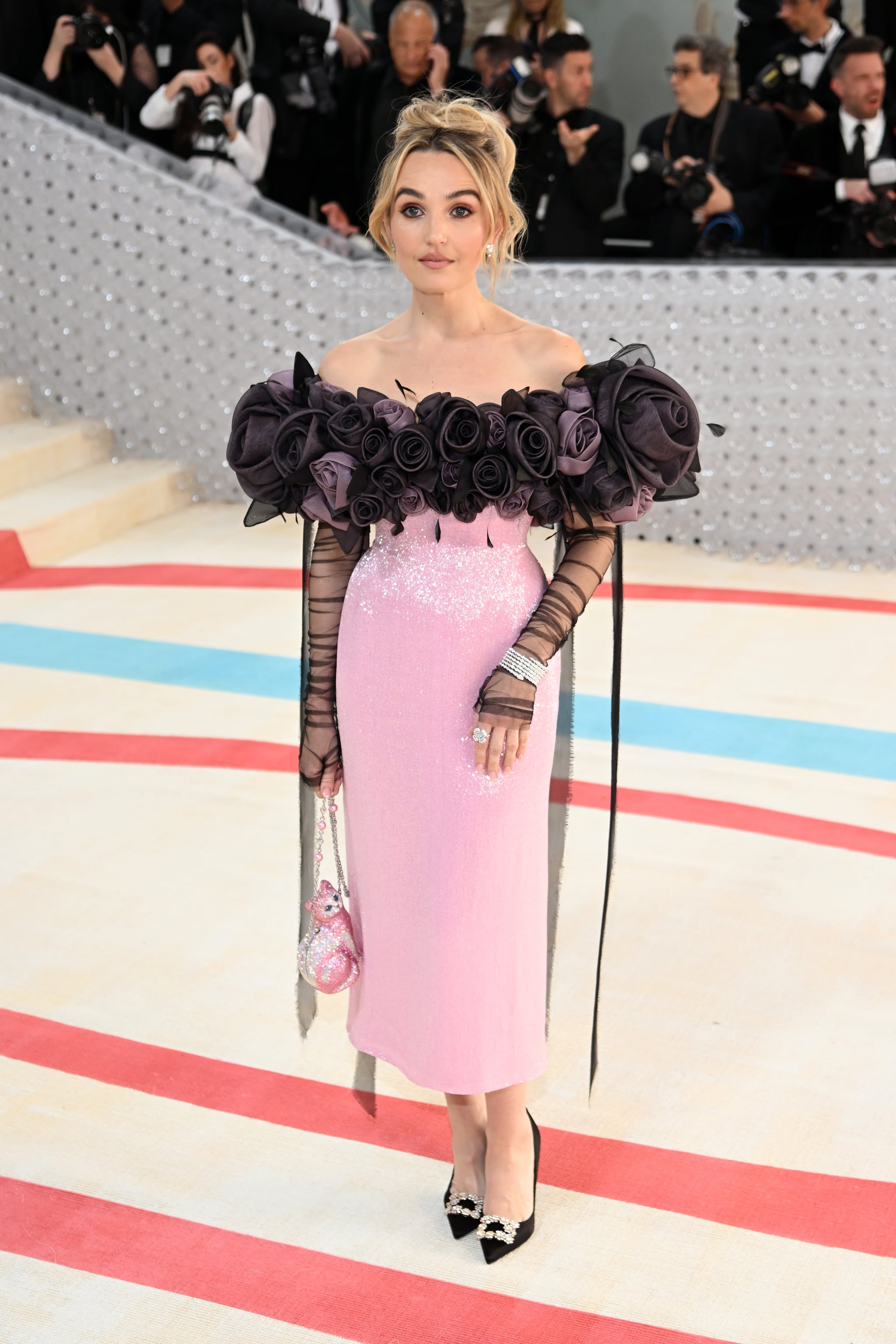 Emma Chamberlain's Met Gala 2023 Dress: See Photos – Hollywood Life