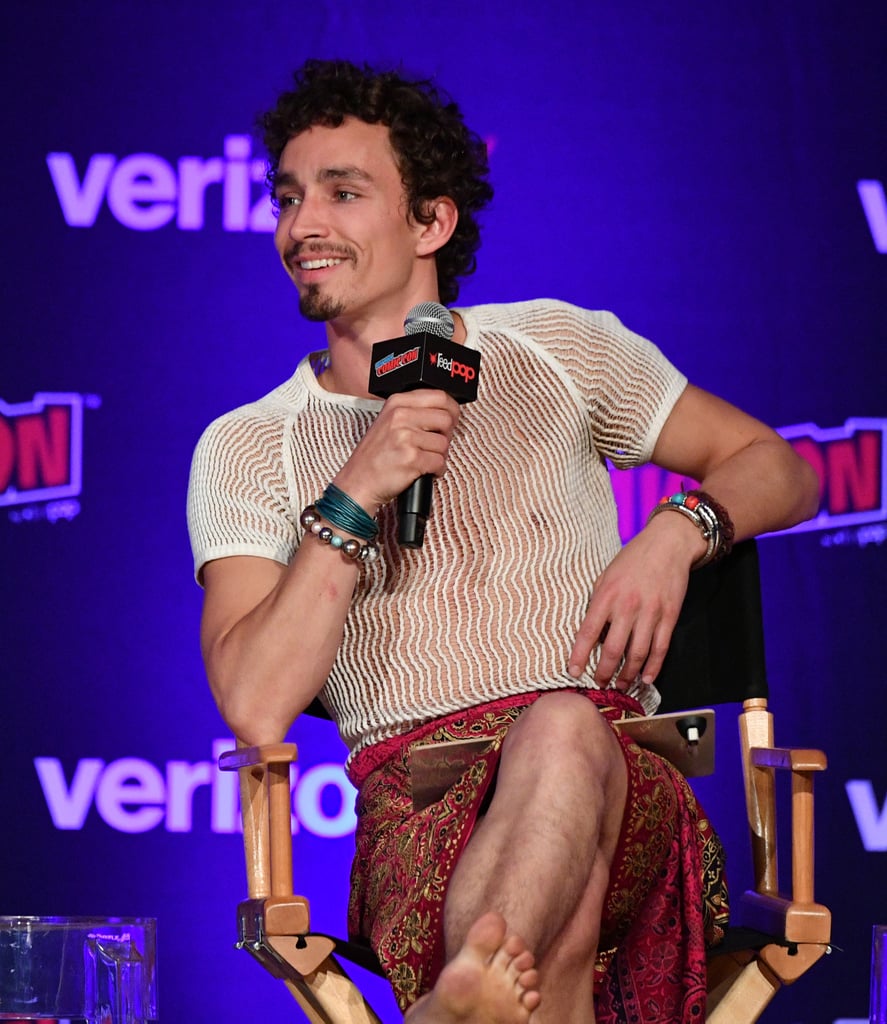 See The Umbrella Academy's Robert Sheehan's Hottest Photos